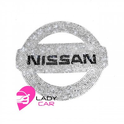 Наклейка на кузов "Nissan"